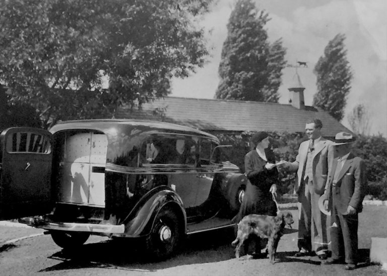 Historical photo of veterinarian housecall